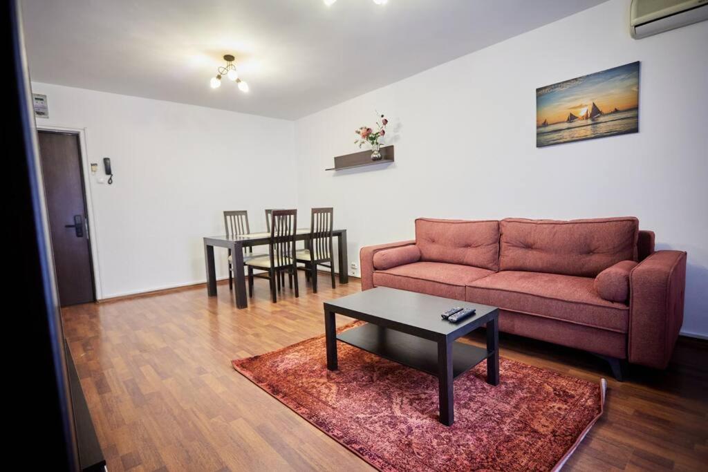 Queen Apartment Athenee Bukarest Kültér fotó