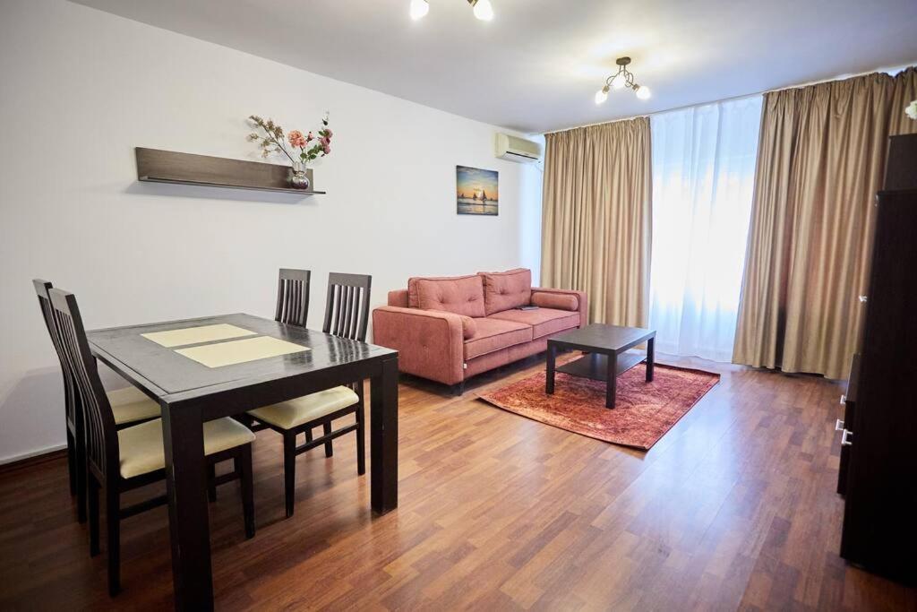 Queen Apartment Athenee Bukarest Kültér fotó